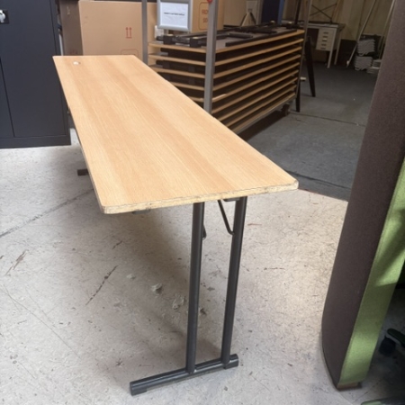 Tweedehands Bureaus en Tafels - Klaptafels Linea