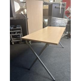 Klaptafels Kinnarps - Bureaus en Tafels