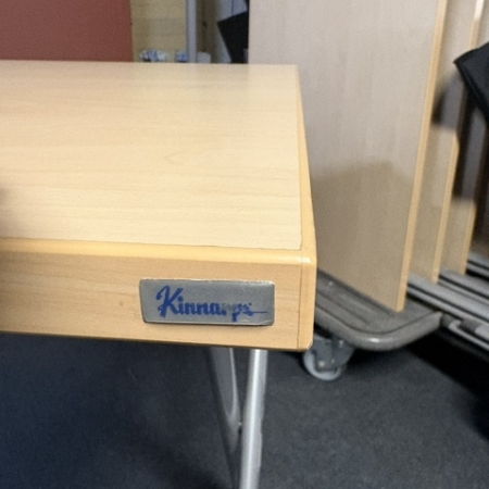 Tweedehands Bureaus en Tafels - Klaptafels Kinnarps