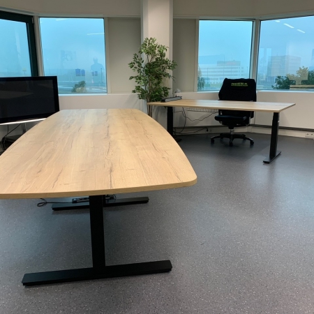 Bureaus en Tafels - Vergadertafel zit/sta