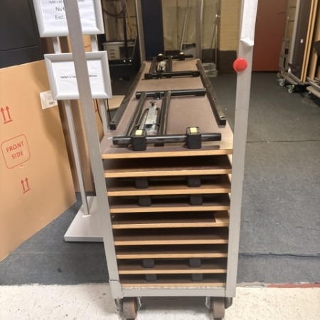 Tweedehands Bureaus en Tafels - Klaptafels Linea