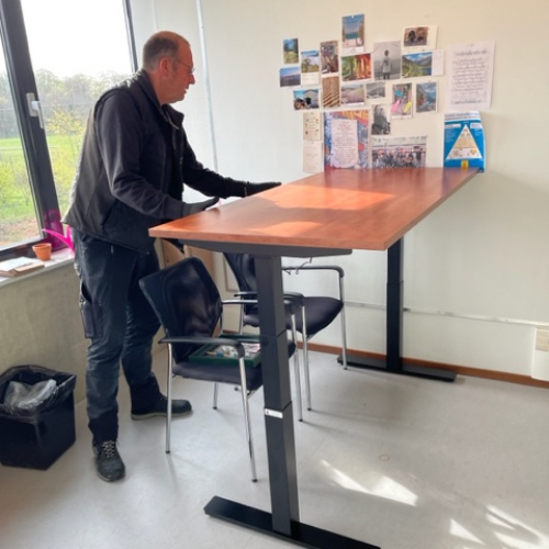 Zitsta vergadertafel