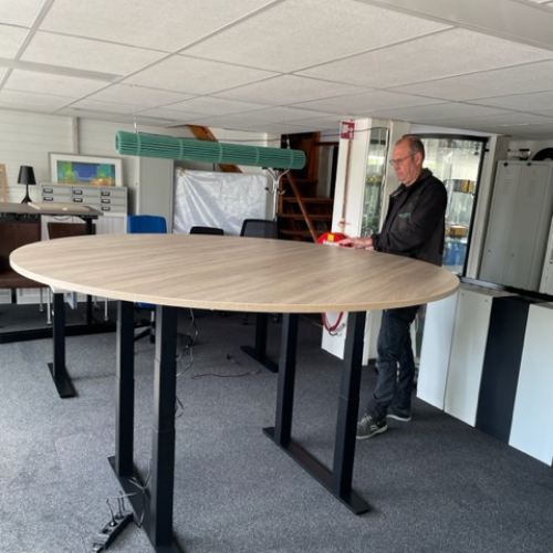 Zit/sta tafel rond