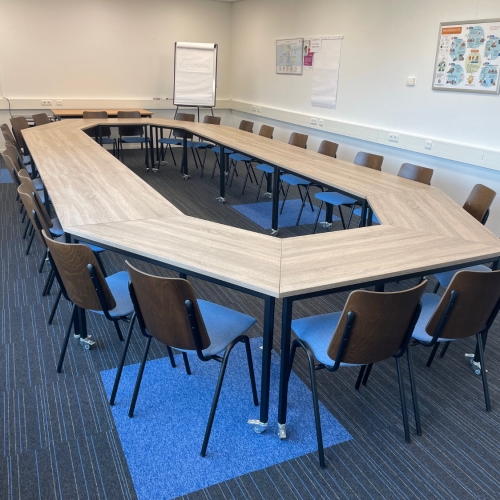 Verrijdbare vergadertafels (3).jpg